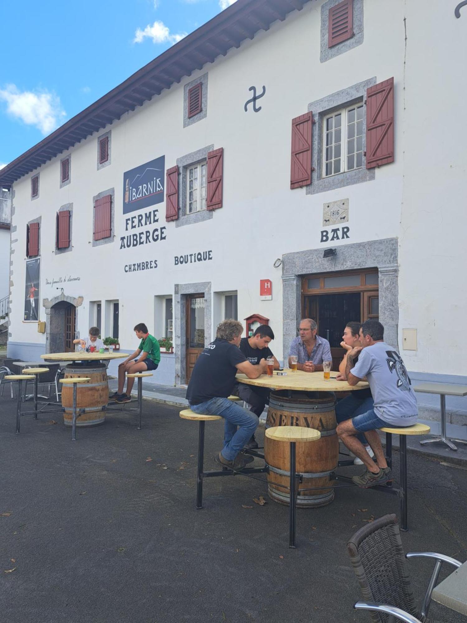 Ferme Auberge Ibarnia ルキュンベリー エクステリア 写真